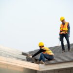 Laval : quelles sont les réglementations locales à connaître avant de réparer votre toiture ?
